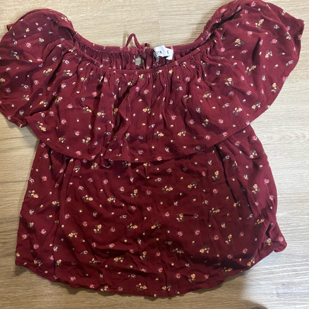 Vintage Cropped Hollister Top